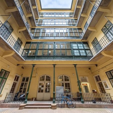 Hungarian Souvenir Apartment Budapest Exterior photo